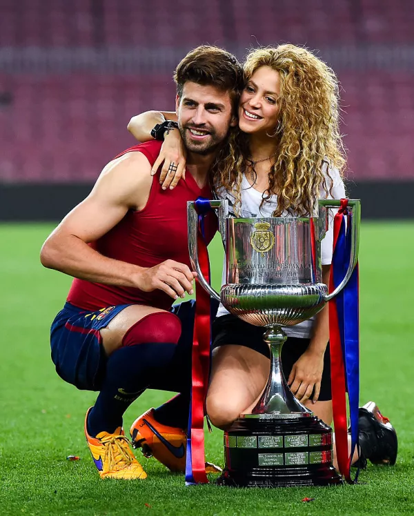 La cantante Shakira y el futbolista Gerard Piqué, anuncian su separación - edgar guillermo vallejo guarin